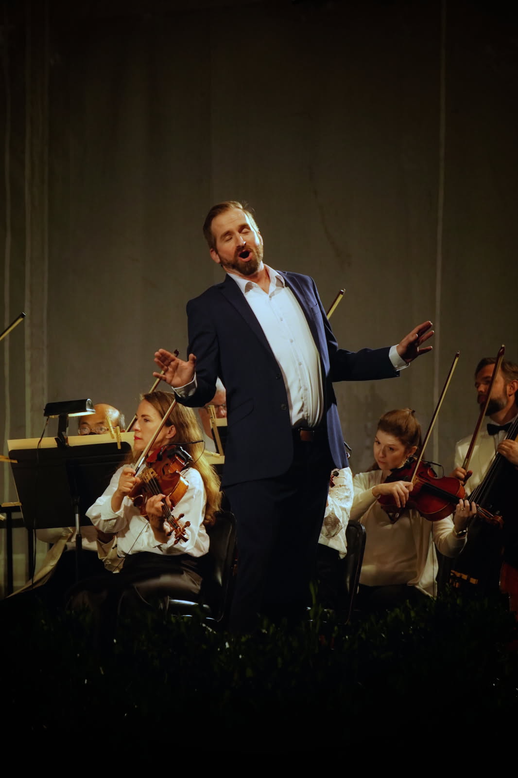 Michael O'Halloran sings Coplands